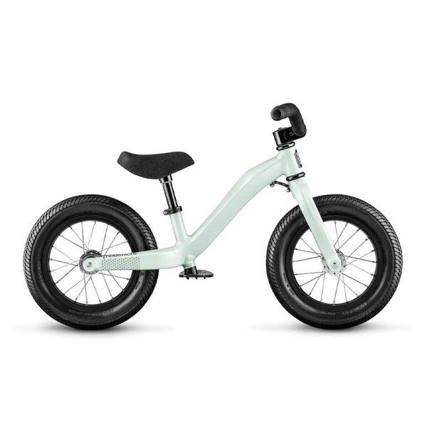 MOUSTACHE MERCREDI 12